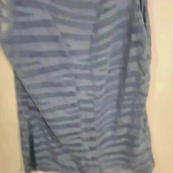 Converse tiger print burns out tank size xs - Picture 4 of 6